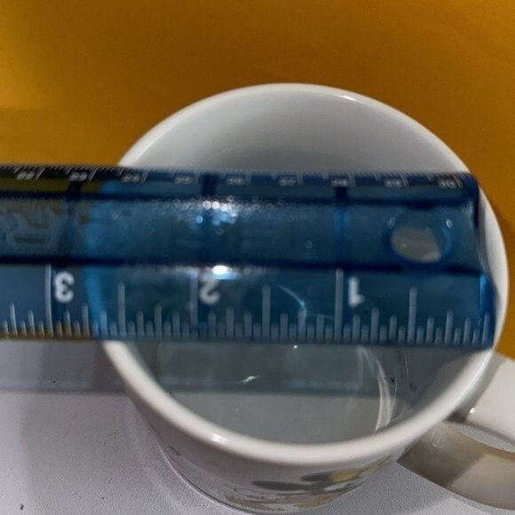 Disney Minnie Mouse Ceramic Mug - Picture 5 of 5